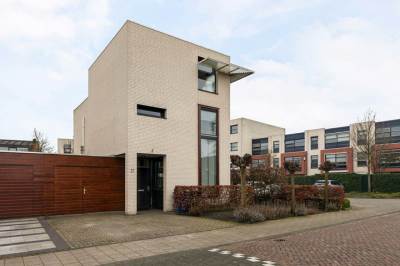 Woning Clara Wichmannstraat 27 Rijen