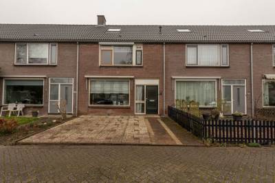 Woning Tjerk Hiddesplantsoen 25 Oud-Beijerland