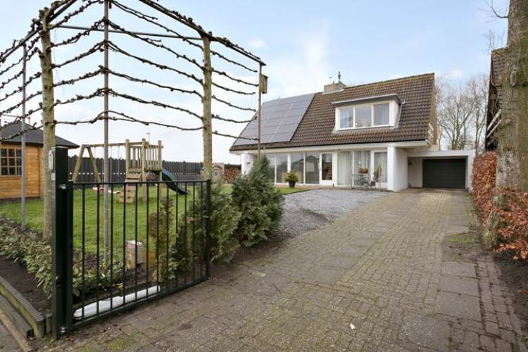 Woning Kasteelstraat 24 Oudkarspel (Gem. Langedijk)