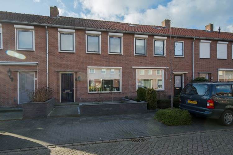 Woning Van Ruysdaelstraat 4 Hardinxveld-Giessendam