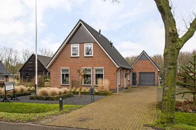 Woning Petersburg 16 Donkerbroek