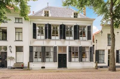 Woning Voorstraat 4 Sommelsdijk