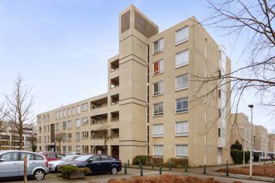 Woning Margarethaland 379 Den Haag