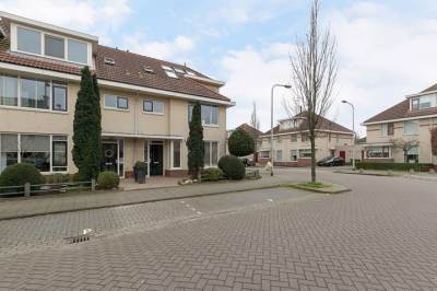 Woning Burg Van Heugtenlaan 141 Nieuwerkerk aan den IJssel