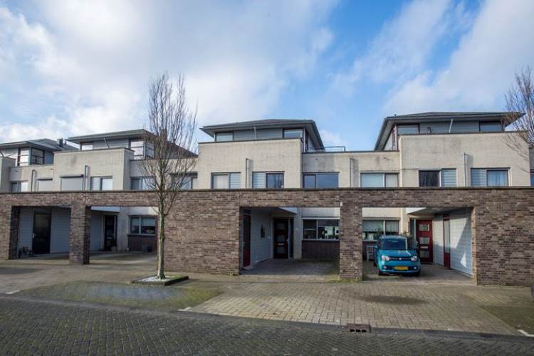 Woning Golfslag 23 Monster