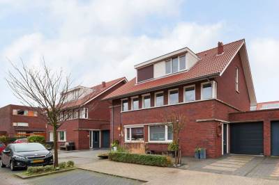 Woning Simon Rijnbendestraat 12 Schiedam