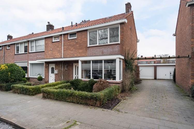 Woning Bandoengstraat 18 Hengelo (OV)