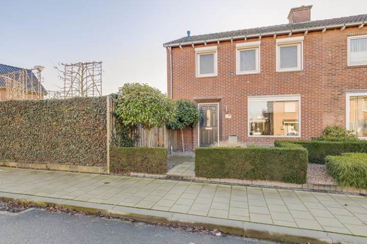 Woning Ruys de Beerenbroucklaan 42 Urmond