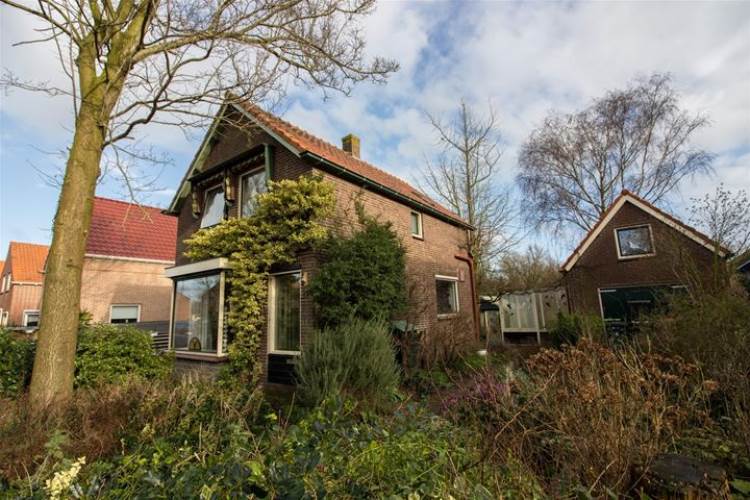 Woning Esdoornlaan 13 Grootebroek