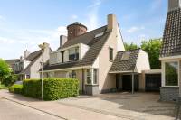 Woning Arnold van Lieropstraat 24 STEENBERGEN NB