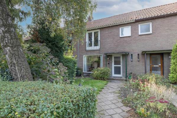 Woning Eikenlaan 36 MUIDERBERG
