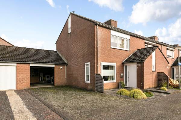 Woning Aan de Schacht 25 LANDGRAAF