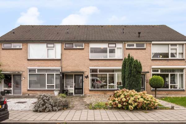 Woning Maarten Trompstraat 21 ZEVENAAR