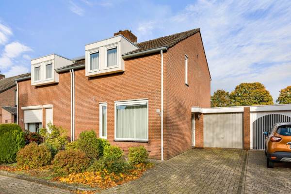 Woning Nuienplein 22 HUNSEL