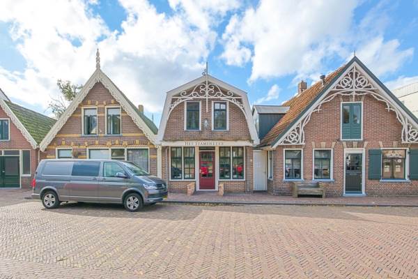 Woning Kerkplein 13 HIPPOLYTUSHOEF