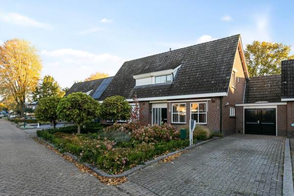 Woning Langehof 18 AMMERZODEN