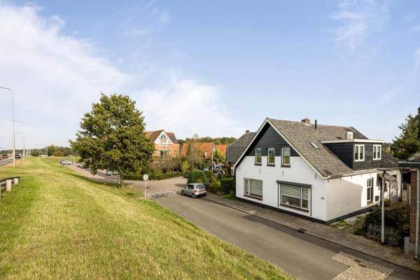 Woning Benedendijk 92 OLST