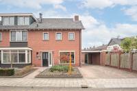 Woning Dokter J. Veldhuizen van Zantenstraat 2 Enter