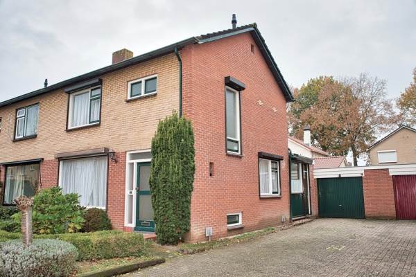 Woning Wittejufferstraat 21 ZEDDAM
