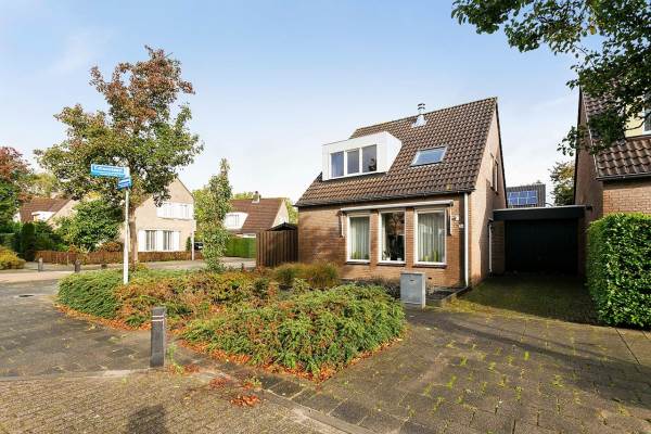 Woning Newtonlaan 24 VLIJMEN