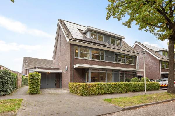 Woning Lorentzstraat 71 ROOSENDAAL