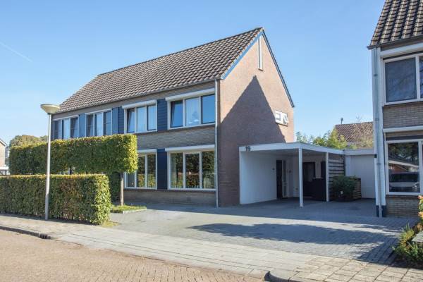 Woning Acacialaan 19 WIERDEN