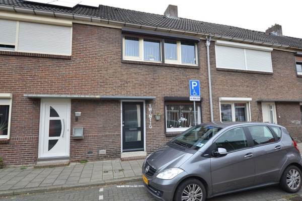 Woning Karel van den Oeverstraat 20 HEERLEN