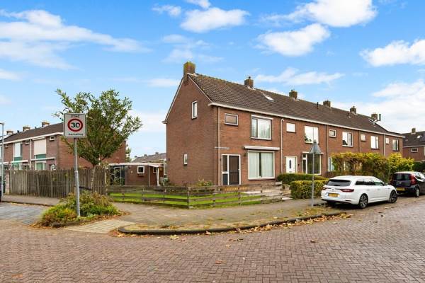 Woning Jan Nieuwenhuyzenlaan 14 MONNICKENDAM