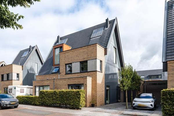 Woning Lakenhallen 20 HOOFDDORP