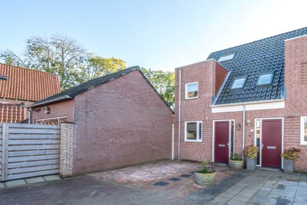 Woning Hofje van Oranje 1 OOLTGENSPLAAT