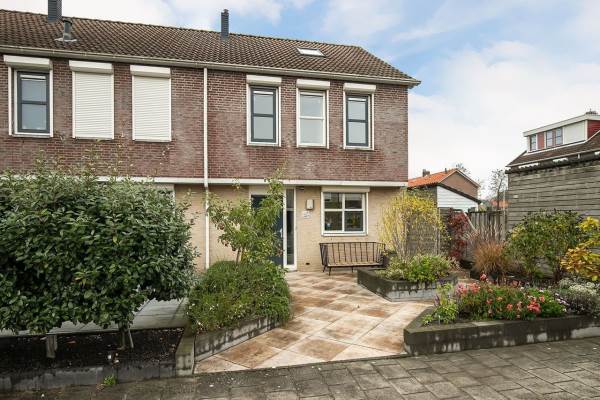 Woning Emmastraat 13 HEINENOORD