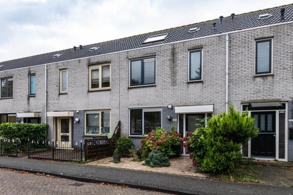 Woning Mies van Oort-laustraat 22 SPIJKENISSE