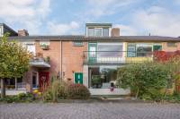 Woning Warmoeziershof 13 HENDRIK-IDO-AMBACHT