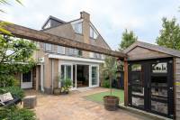 Woning Leonard Bernsteinstraat 27 Almere