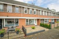 Woning Etudestraat 8 Hellevoetsluis