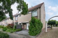 Woning Johannes Chr. Bendorpstraat 15 Hendrik-Ido-Ambacht