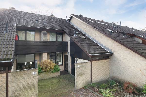 Woning Schakelweg 136 Hoogvliet Rotterdam