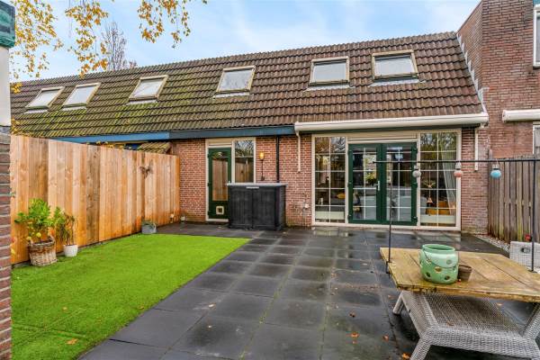 Woning Klokketuin 136 Zwaag