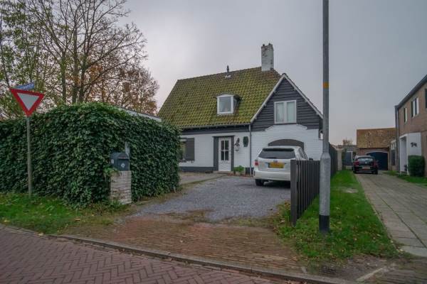 Woning Spoorlaantje 16 Bergen (NH)