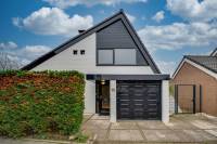 Woning Pieter van Oldenborghlaan 15 Willemstad