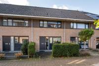 Woning Duizendschoon 73 Hendrik-Ido-Ambacht