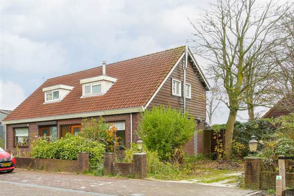 Woning J.J. Allanstraat 256 Westzaan