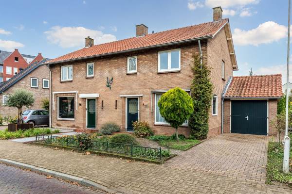 Woning 't Fort 6 Elst (GE)