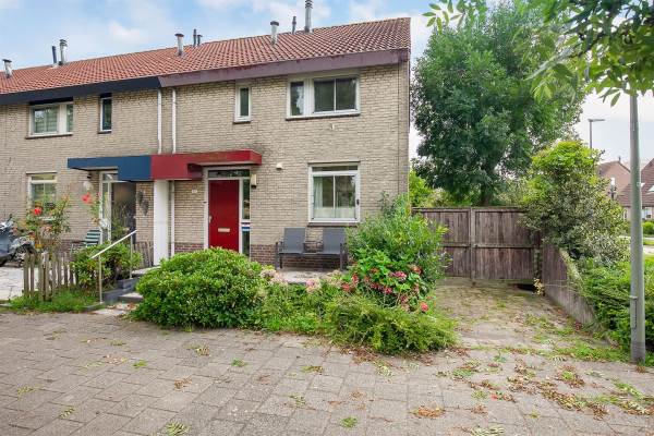 Woning Harkje Benthempad 35 Schiedam