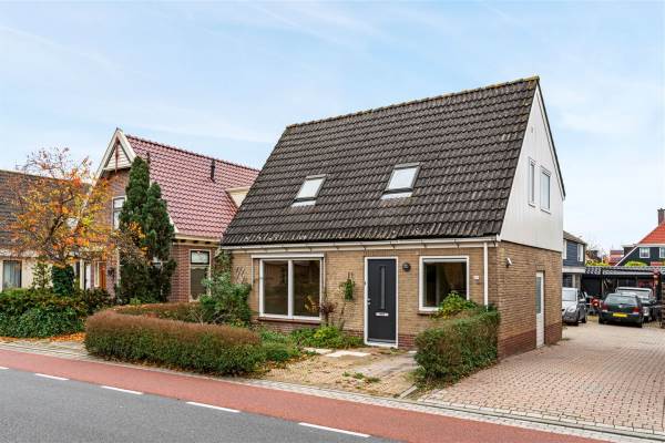 Woning Dorpsstraat 237 Zwaag