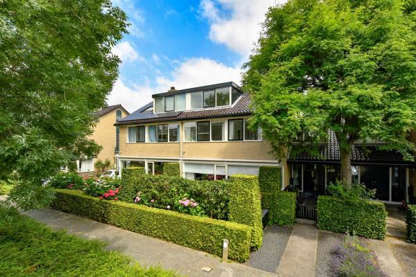 Woning Koningin Emmalaan 27 Ouderkerk aan de Amstel