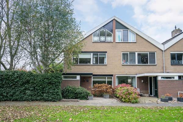 Woning Juliana van Stolberglaan 15 Rozenburg (ZH)