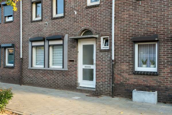 Woning Koningin Regentesselaan 135 Roermond