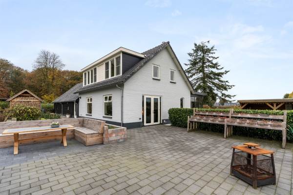 Woning Hoeverweg 2A Wekerom