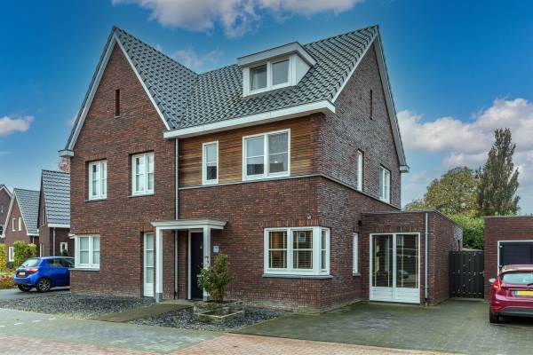 Woning d'n Hof 24 Overloon